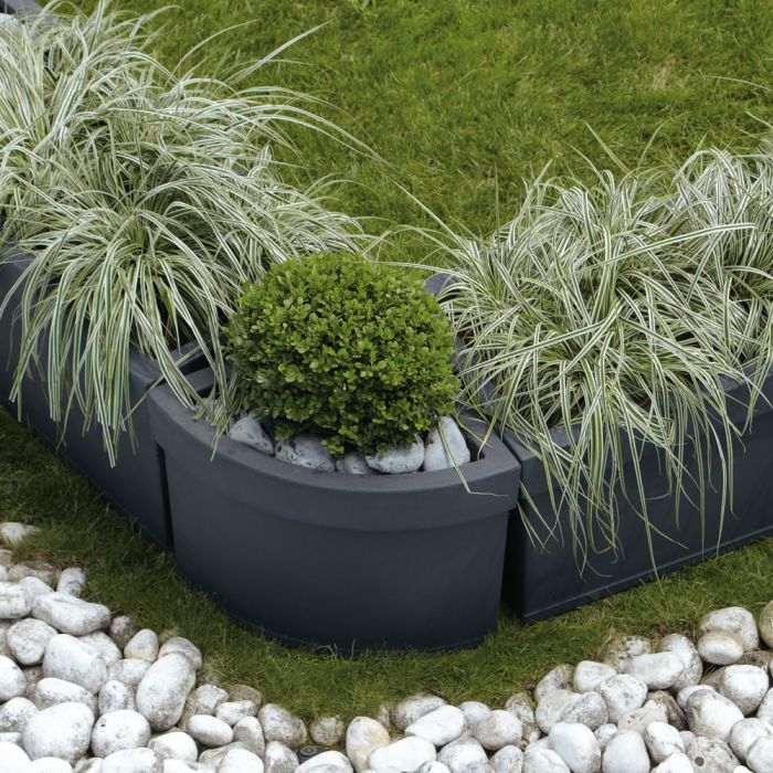 Vaso angolare in resina Themis