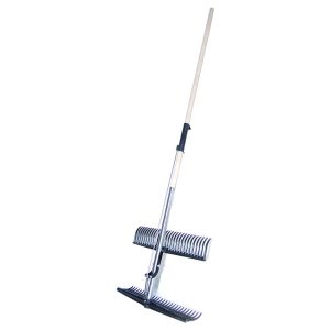 Rastrello raccogli foglie