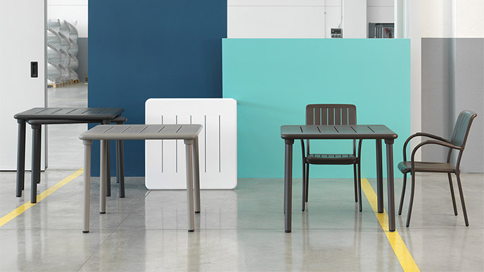 tavolino quadrato Maestrale di Nardi