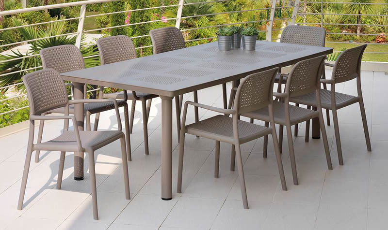 tavolo rettangolare da giardino