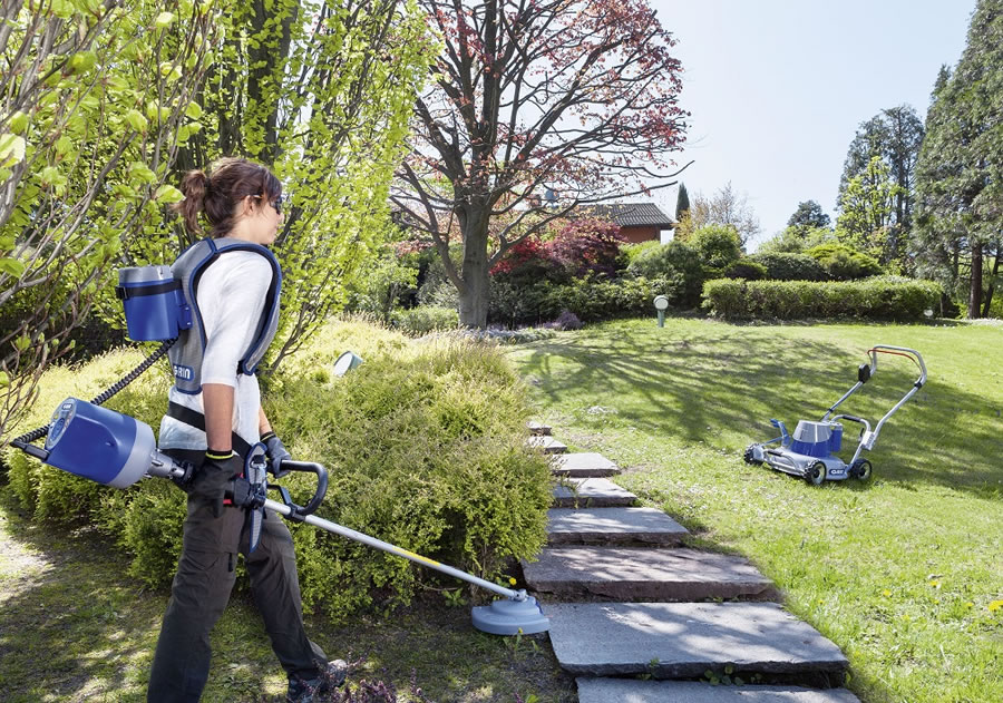 Decespugliatore a batteria grin TM400